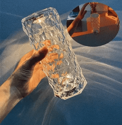 LÁMPARA DIAMANTE CON PARLANTE 🔦