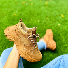 TENIS BOLICHEROS DEPORTIVOS CON PLATAFORMA - Marrón
