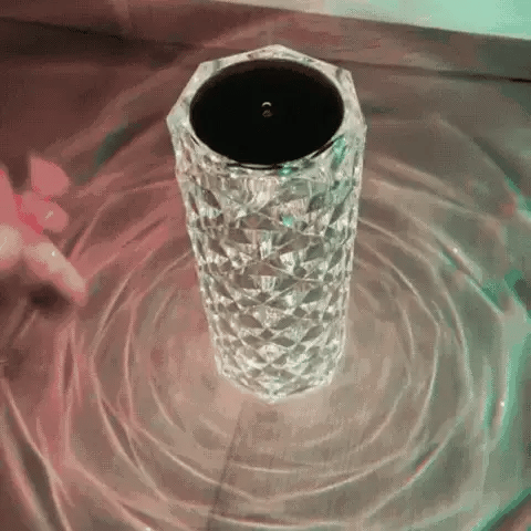 LÁMPARA DIAMANTE CON PARLANTE 🔦